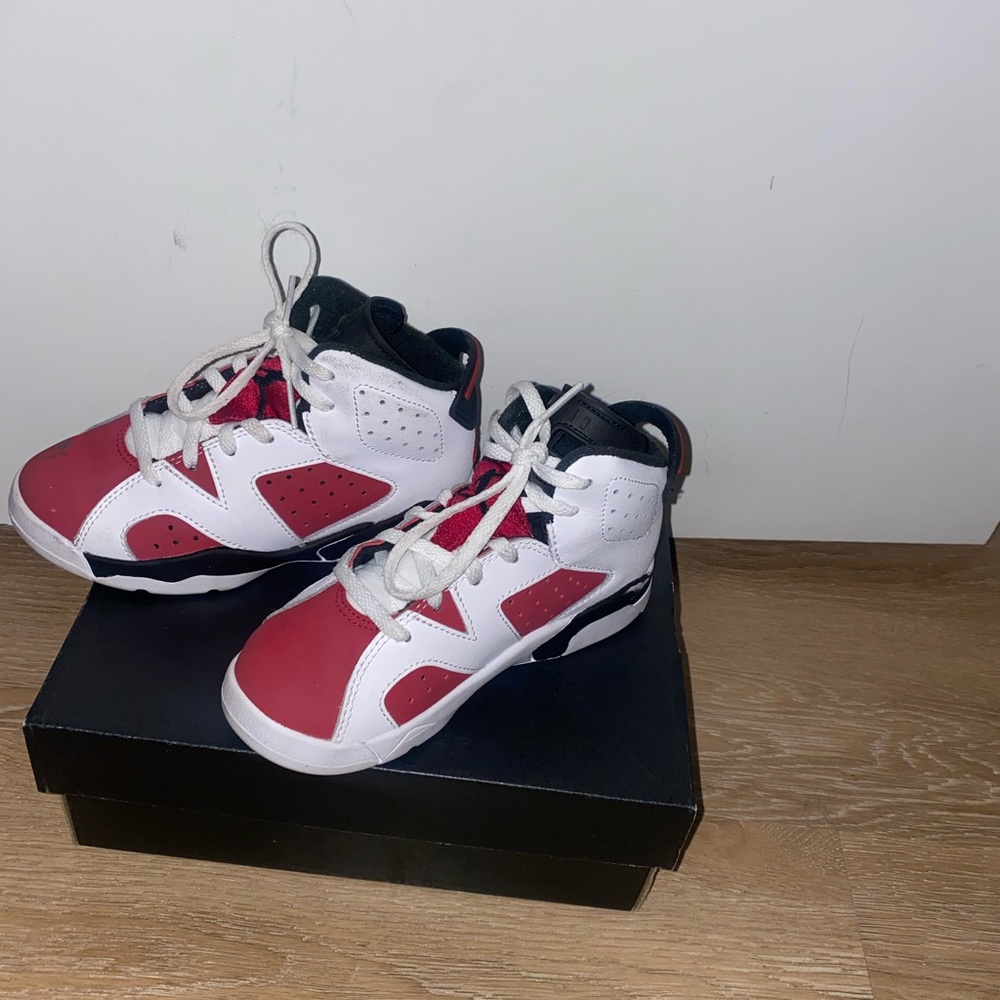 AIR JORDAN 6 RETRO TD
"Carmine 2021"